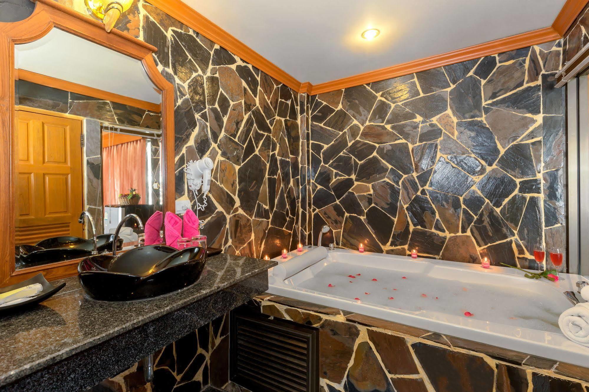 Chang Residence Patong Exterior foto